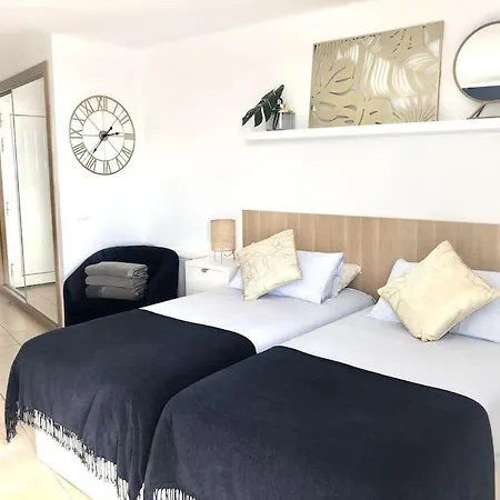 Studio Azul - Ideal Location, Panoramic Sea Views Apartman