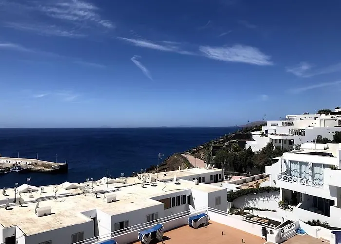 Stylish And Modern With Stunning Sea Views Puerto del Carmen (Lanzarote)